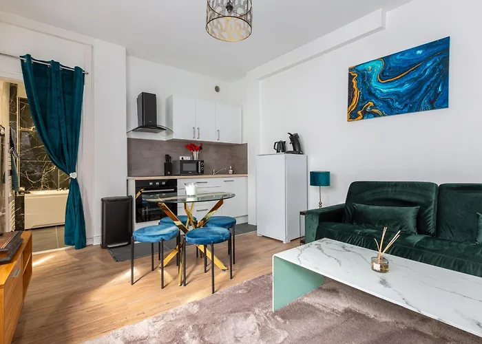 Two - Centre Historique *